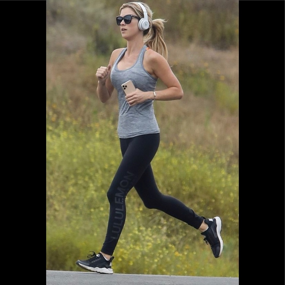 ASO Christina Hall lululemon Wunder Under